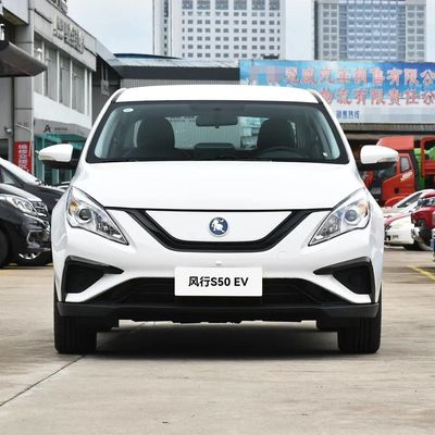 سيارات الأجرة الكهربائية الصينية Dong Feng S50 EV مع نظام تحديد المواقع Bluetooth Uber Online Car Hailing