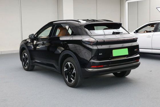 نتا إكس SUV الكومباكت الكهربائية 163 حصان مع قاعدة عجلات 2770mm