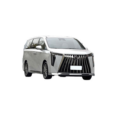 GAC M8 سيارة صينية تعمل بالوقود 5 أبواب 7 مقاعد MPV محرك 2.0T