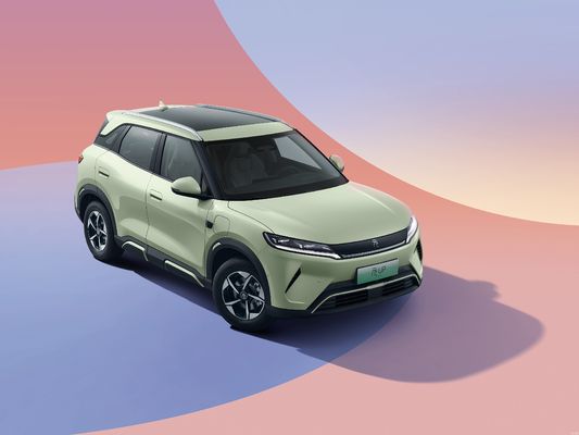 2025 BYD Yuan UP. لديها ميزات قيادة ذكية جديدة. نطاق كهربائي نقي من 301KM-401KM. أفضل قيمة للنقود