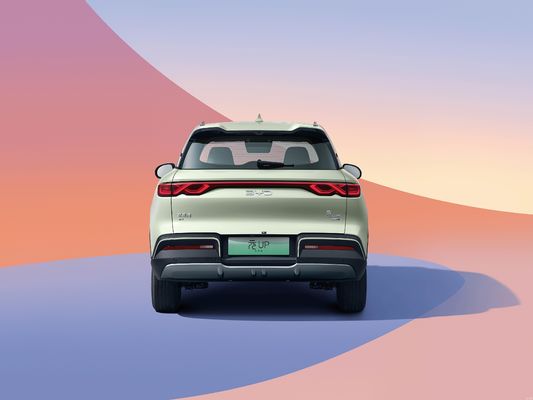 2025 BYD Yuan UP. لديها ميزات قيادة ذكية جديدة. نطاق كهربائي نقي من 301KM-401KM. أفضل قيمة للنقود