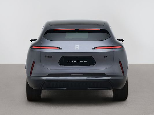تشانجان أفاتر 07 هي علامة تجارية جديدة عالية الجودة تم إنشاؤها بشكل مشترك من قبل CATL و Huawei و Chang'an Automobile.مما يجعله أكثر المحركات الذكية فعالية من حيث التكلفة