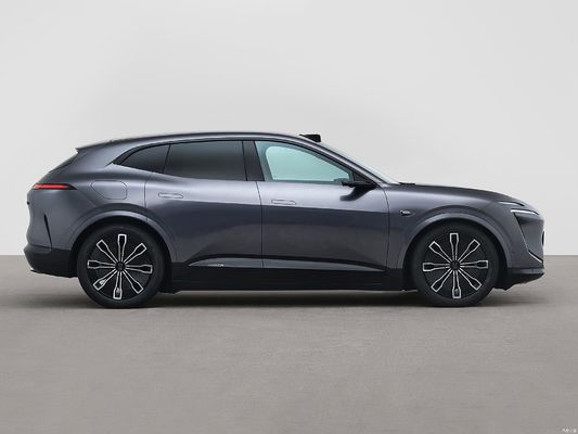 تشانجان أفاتر 07 هي علامة تجارية جديدة عالية الجودة تم إنشاؤها بشكل مشترك من قبل CATL و Huawei و Chang'an Automobile.مما يجعله أكثر المحركات الذكية فعالية من حيث التكلفة