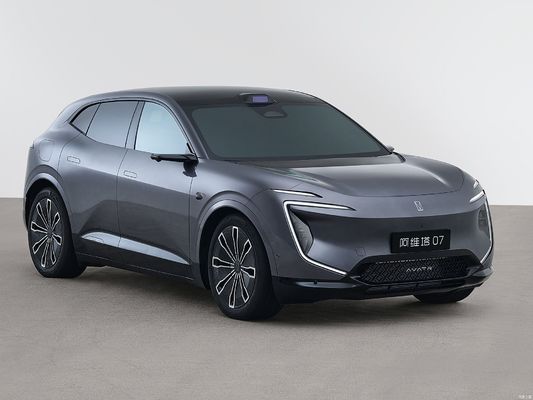 تشانجان أفاتر 07 هي علامة تجارية جديدة عالية الجودة تم إنشاؤها بشكل مشترك من قبل CATL و Huawei و Chang'an Automobile.مما يجعله أكثر المحركات الذكية فعالية من حيث التكلفة